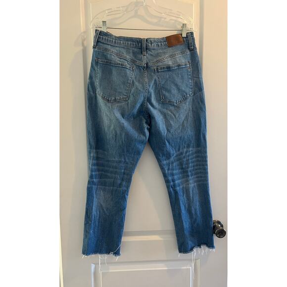 Madewell The High-Rise Slim Boyjean in Dover Wash: Raw-Hemmed Edition - Picture 5 of 12